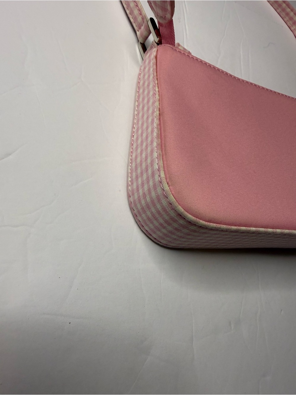 Duke Pink Shoulder Bag with Silver 'D' Accent - Picture 3 of 6